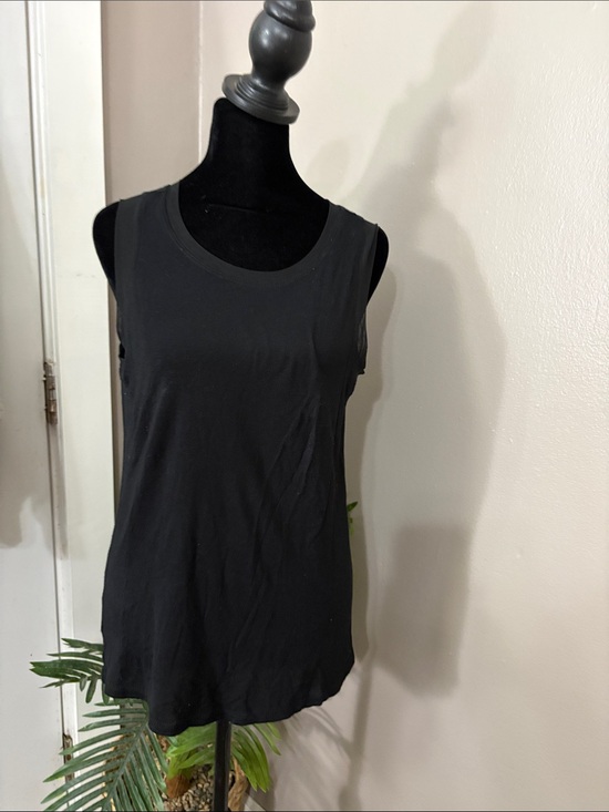 Yogalicious Tops - Yogalicious Black Scoop Neck Women's Tank Top Mesh trim women’s xs